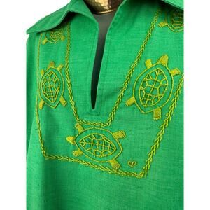 1970's CARIBEE turtle embroidered V-neck tunic